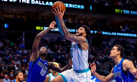 Hornets vs. Mavericks: Prediction, point spread, odds, over/under.